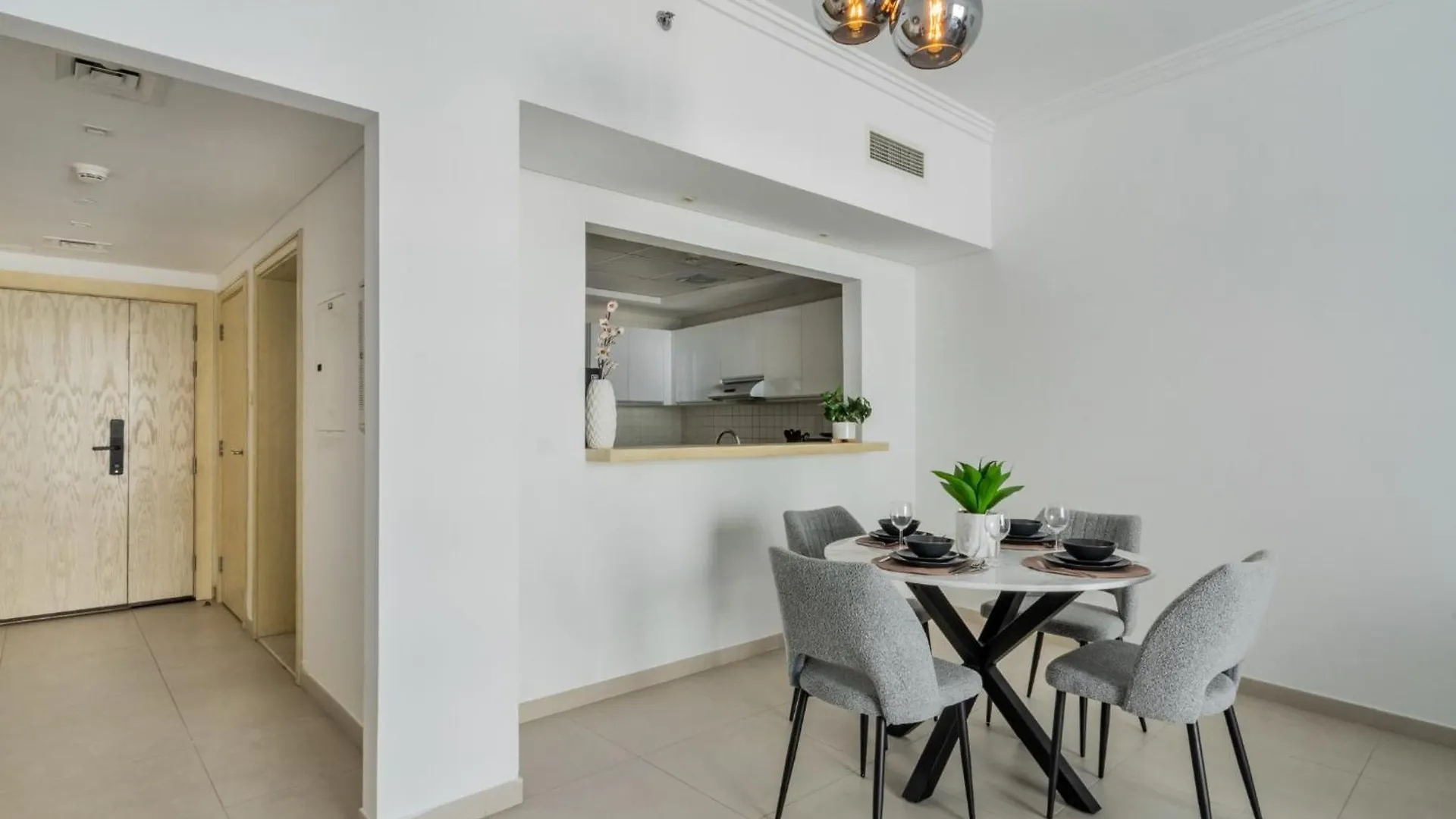 Artistic Retreat In Jbr With Private Beach Access Dubai Apartment