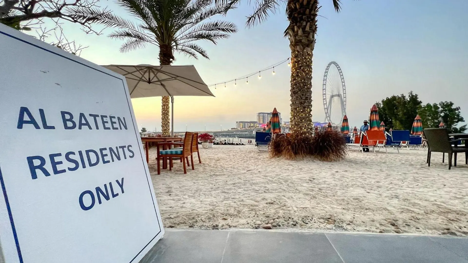 Apartment Artistic Retreat In Jbr With Private Beach Access Dubai